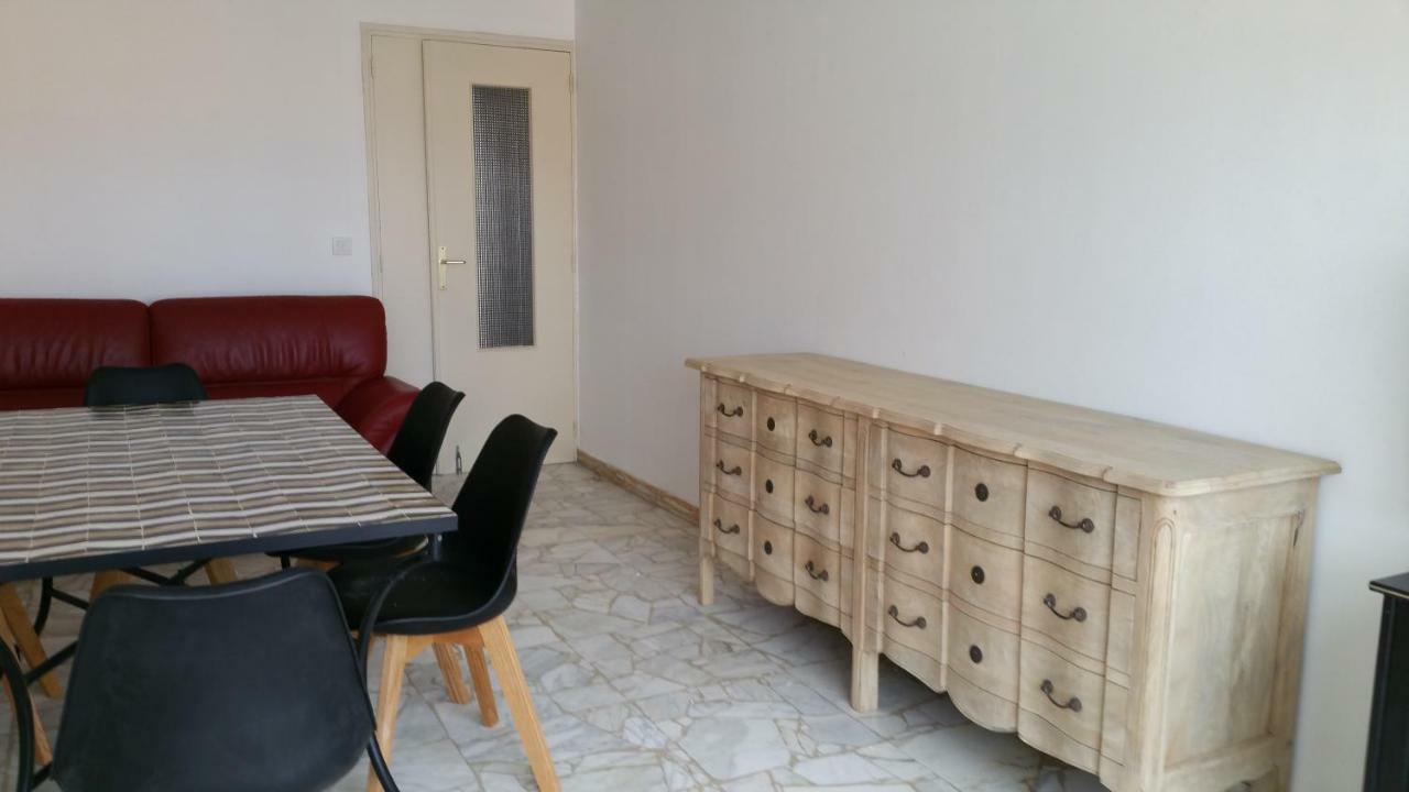 Apartamento Les Jacinthes Saint-Raphaël Exterior foto