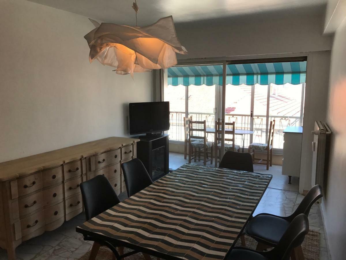 Apartamento Les Jacinthes Saint-Raphaël Exterior foto